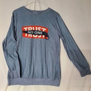 NWOT "Trust No One" Medium Long Sleeve Heather Gray Polyester Top